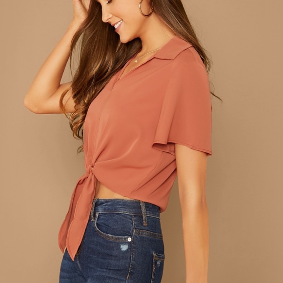 Collared V Neck Tie - Picture 3 of 5